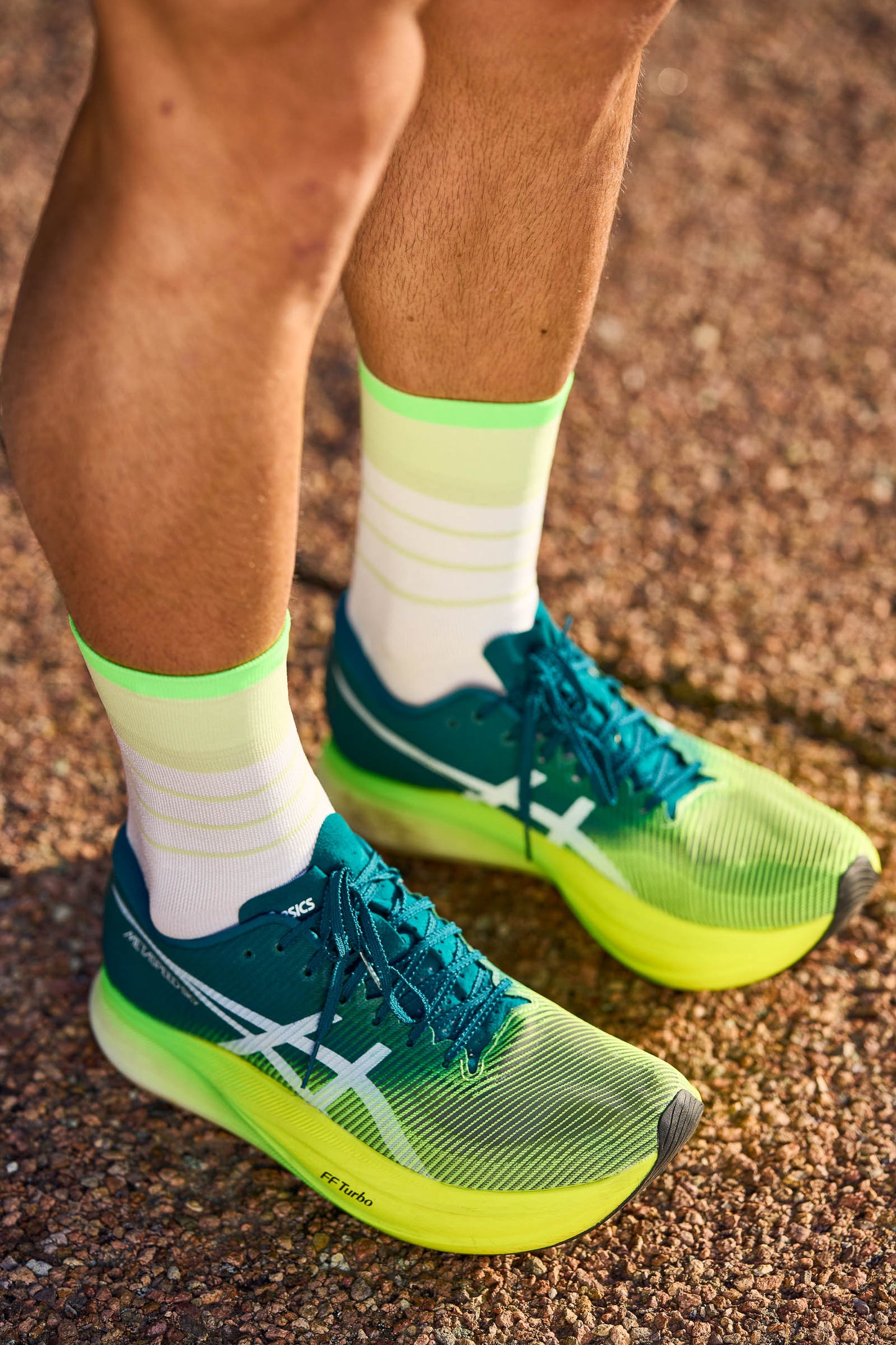 INCYLENCE 三鐵運動機能襪 Stripes V2 Green