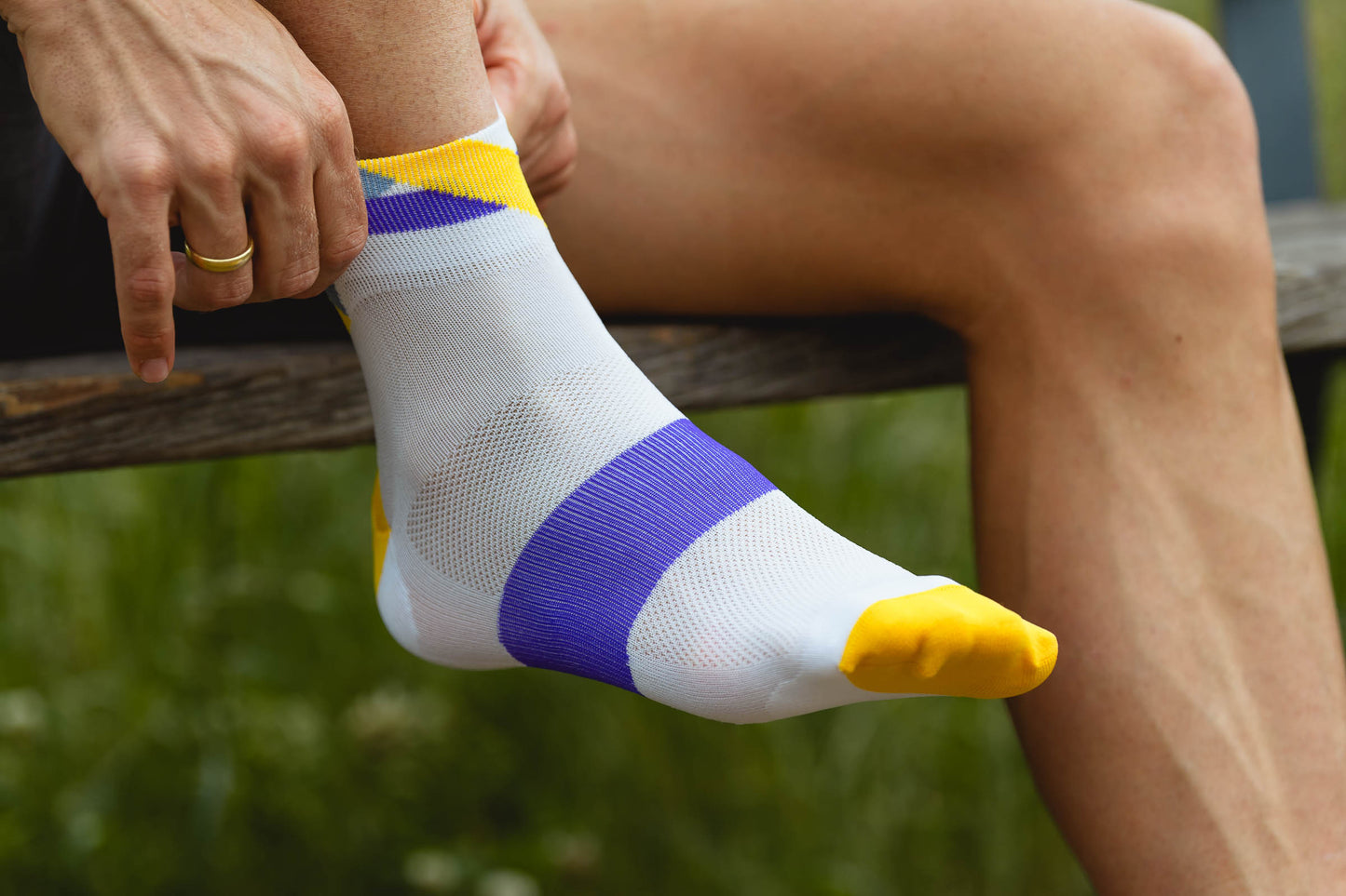 INCYLENCE Ultralight ソックス Twists Purple Yellow