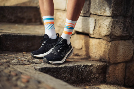 INCYLENCE 跑步運動機能襪 DISRUPTS WHITE BLUE ORANGE