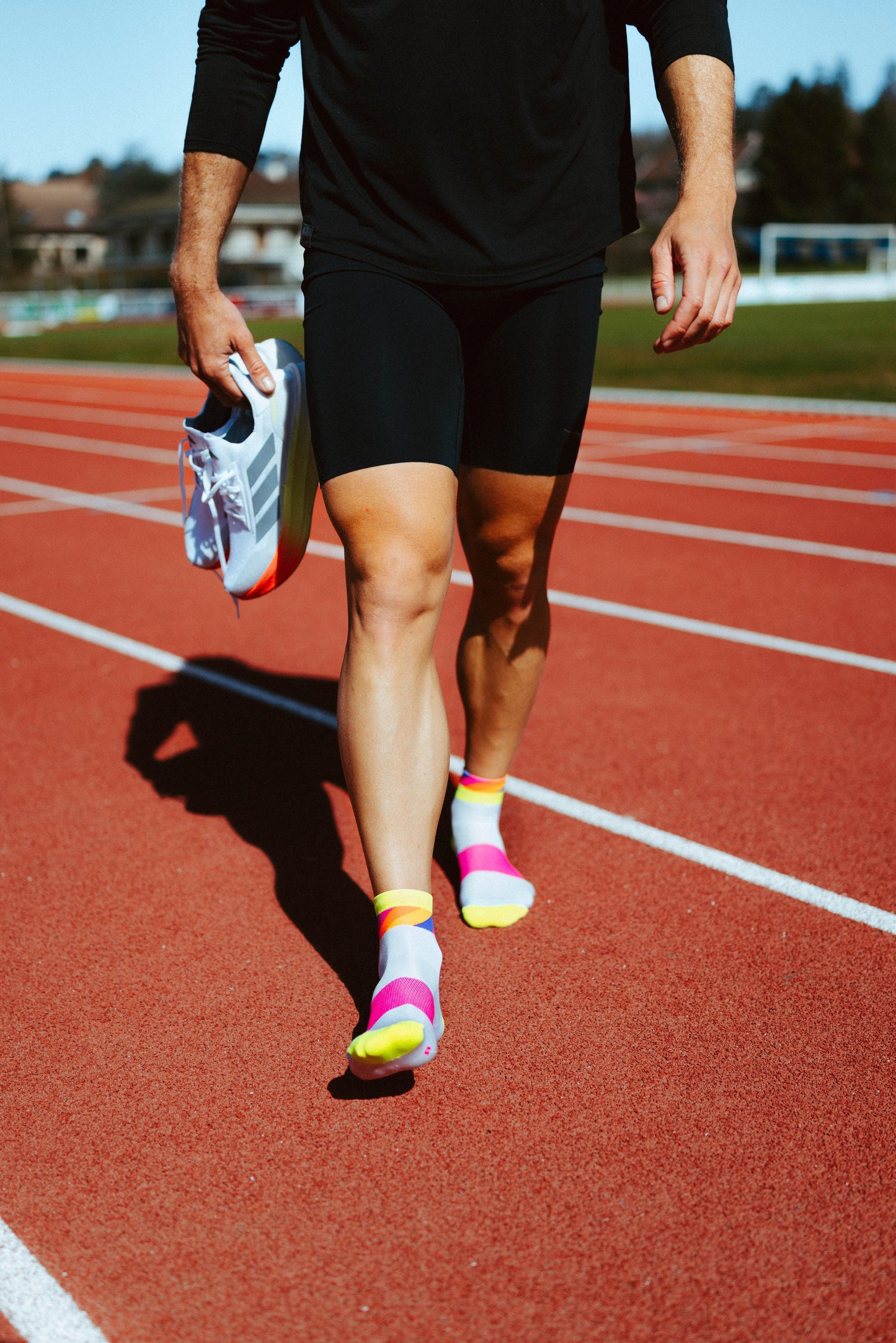 INCYLENCE 三鐵運動機能短襪 Strides Short White Canary