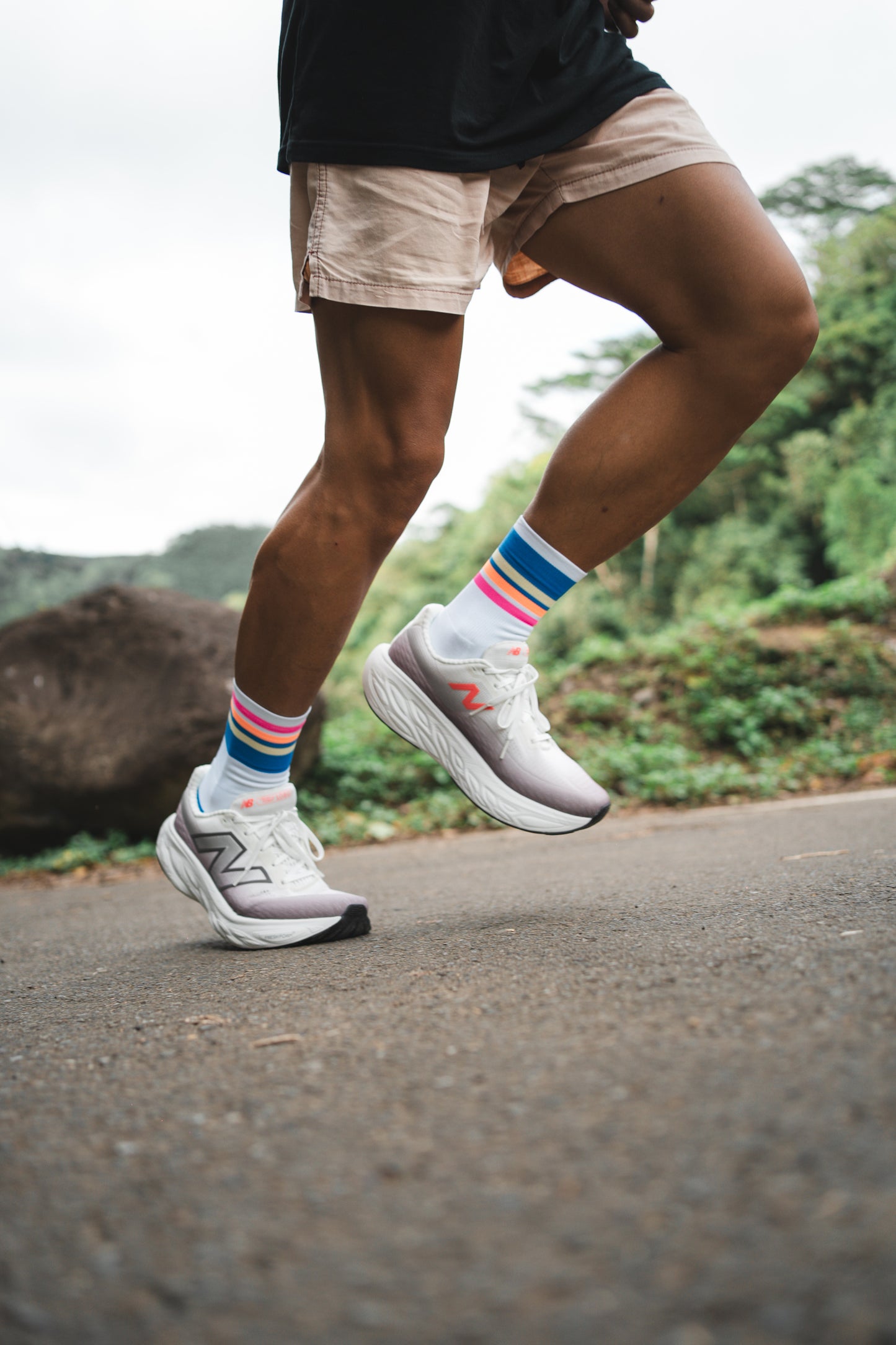 INCYLENCE 跑步運動機能襪 限量款 TAIWAN 25