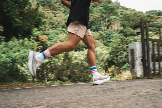 INCYLENCE 跑步運動機能襪 限量款 TAIWAN 25