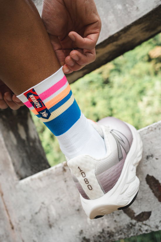 INCYLENCE 跑步運動機能襪 限量款 TAIWAN 25