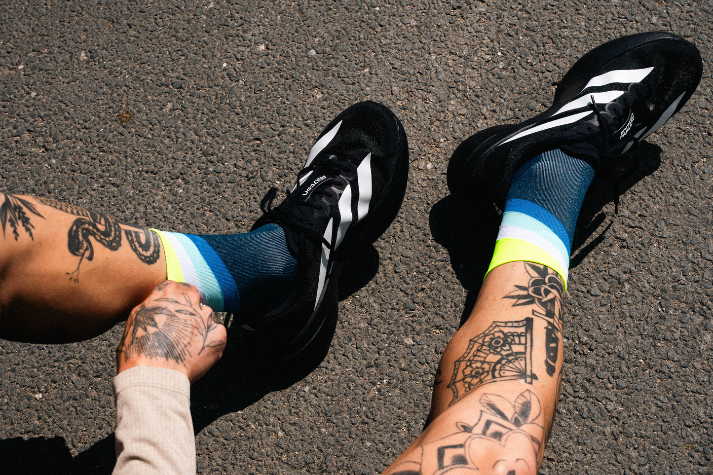 INCYLENCE 跑步運動機能襪 GRADES NAVY CANARY