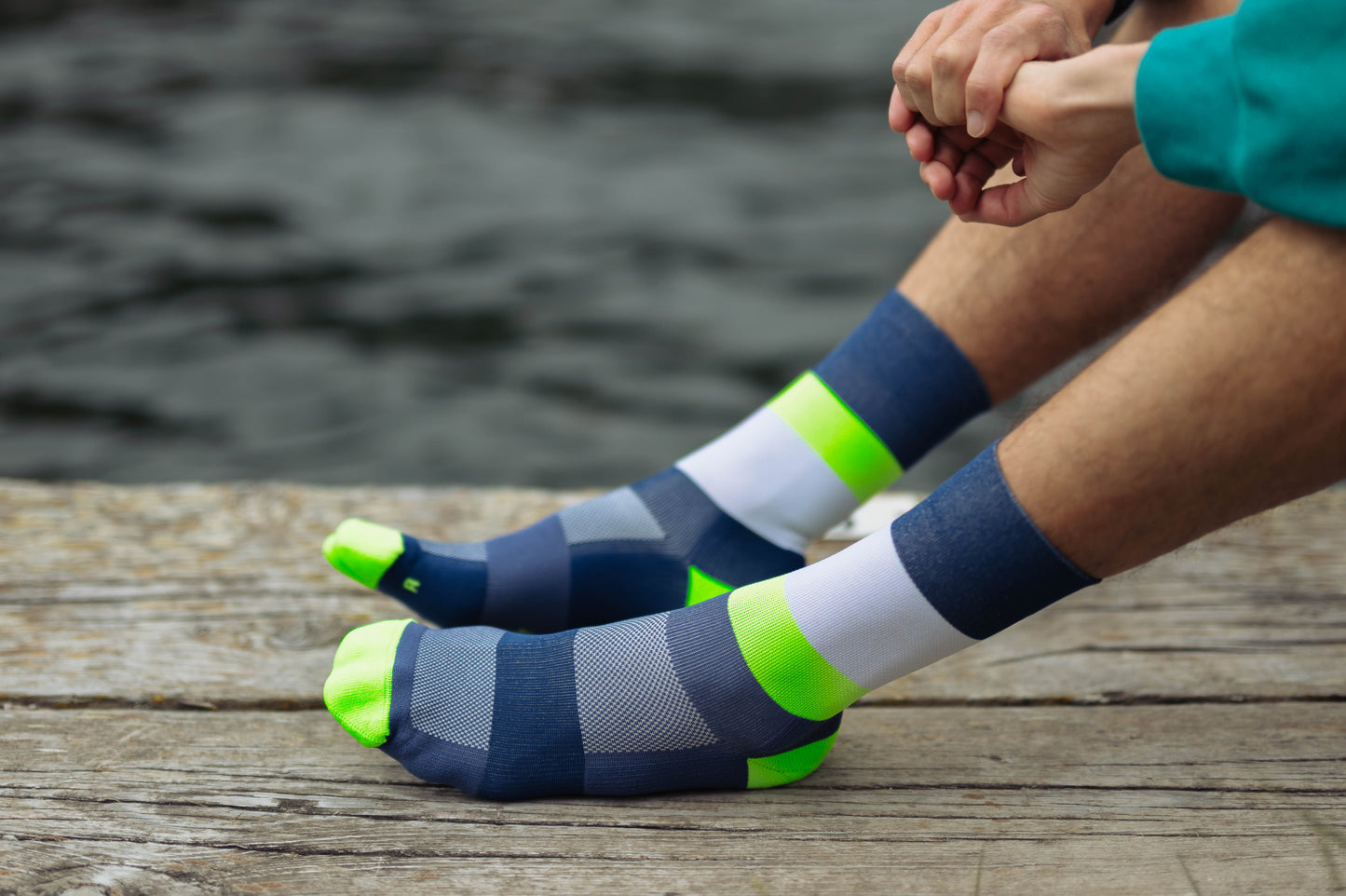 INCYLENCE 跑步運動機能襪 BANDS NAVY GREEN