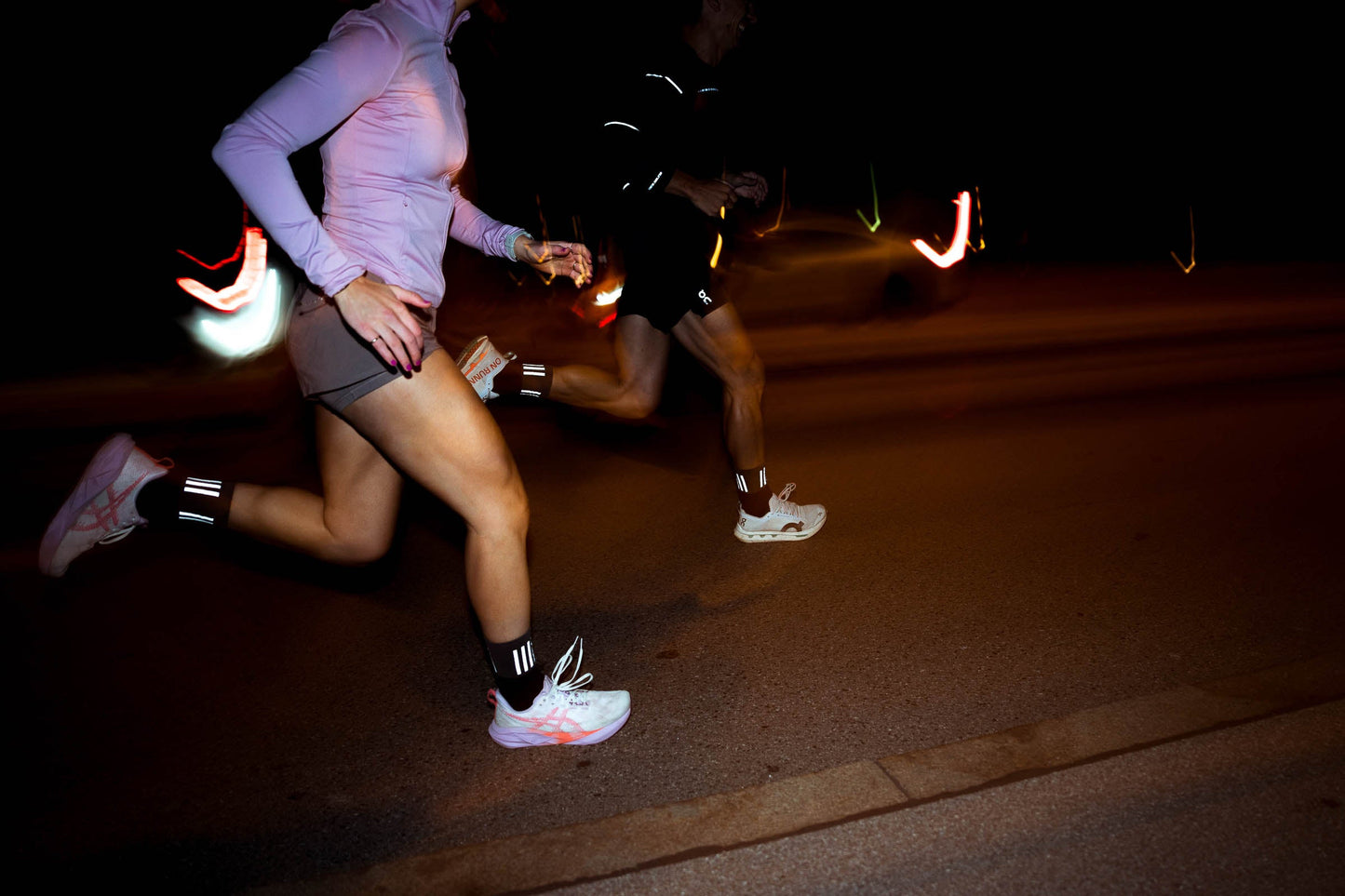 INCYLENCE HIGH-VIZ V3 反光跑步機能襪 BLACK