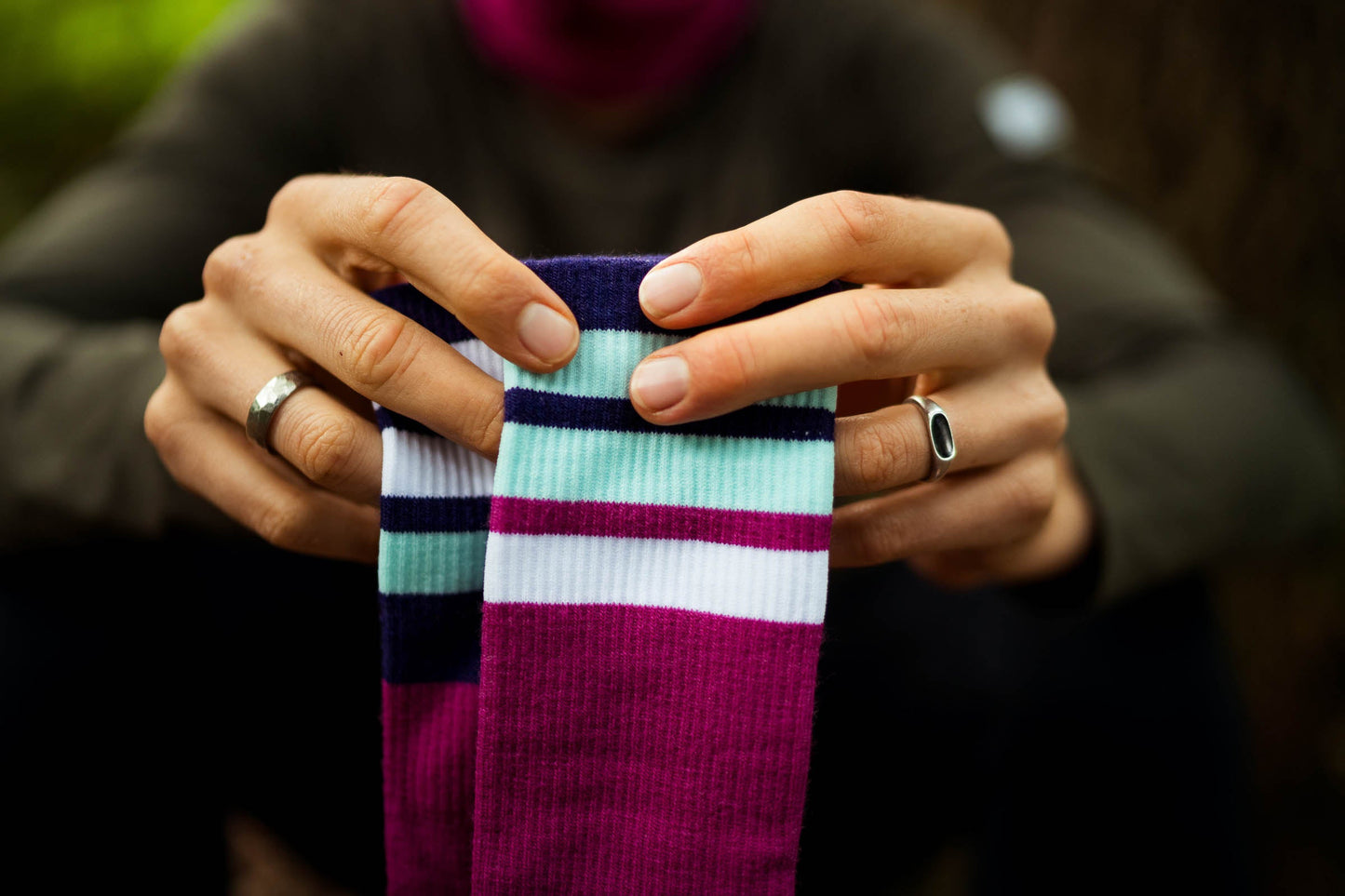 INCYLENCE MERINO STRIVE 羊毛運動機能襪 MAGENTA CYAN