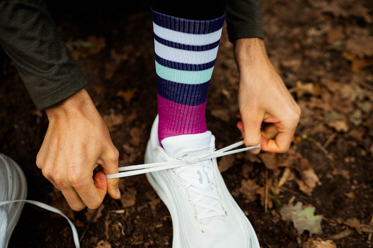 INCYLENCE MERINO STRIVE 羊毛運動機能襪 MAGENTA CYAN