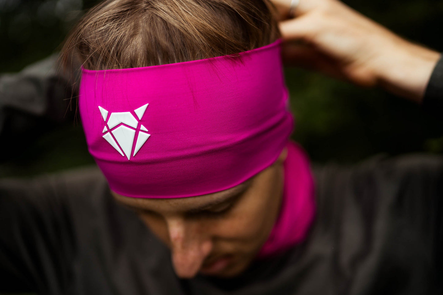 INCYLENCE 寬版頭帶 V1 MAGENTA WHITE