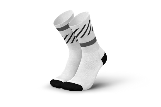 INCYLENCE 跑步運動機能襪 Disrupts White