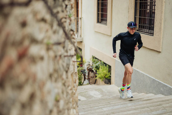 INCYLENCE 跑步運動機能襪 LOOPS NAVY GREEN INFERNO