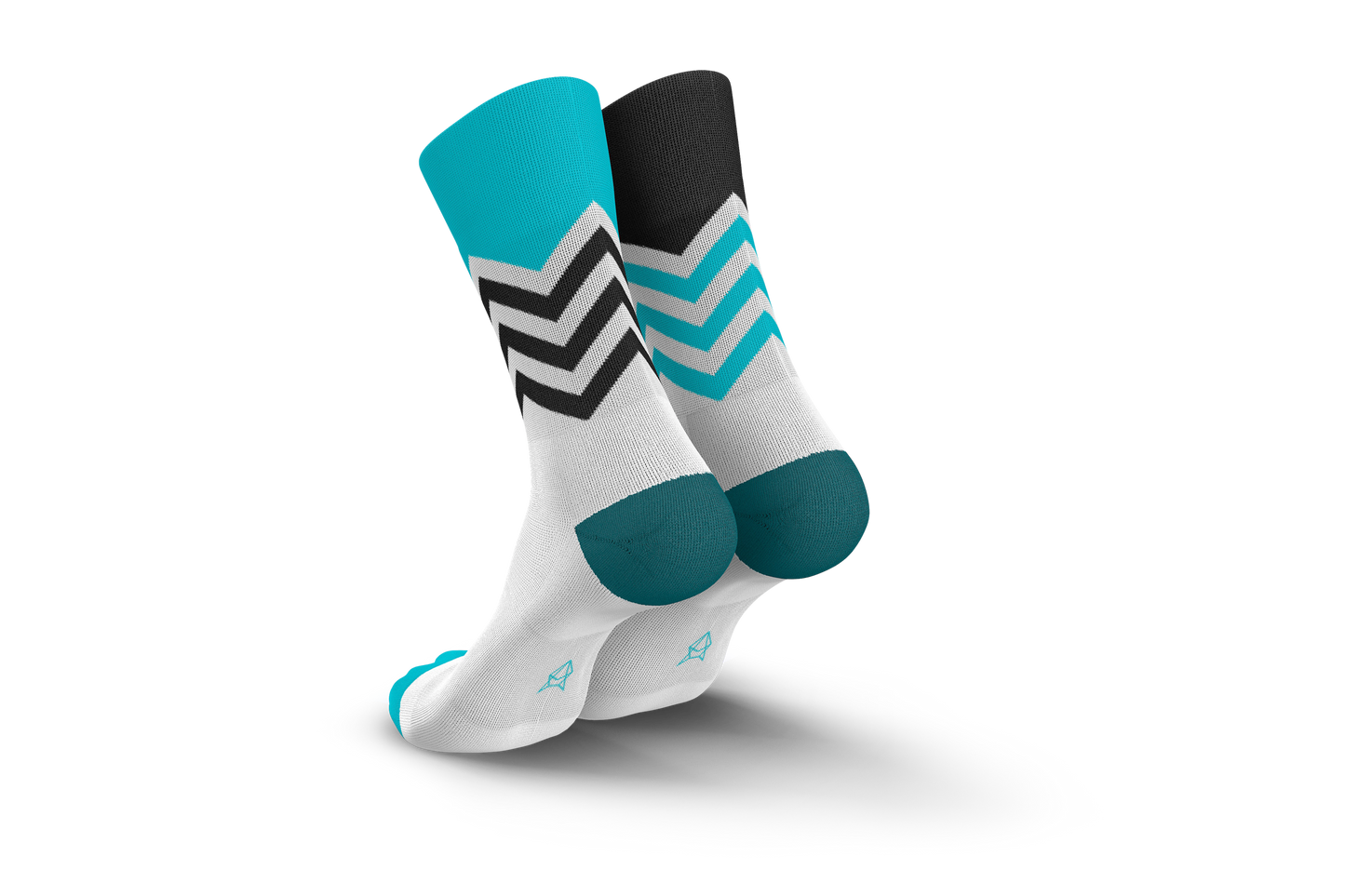 INCYLENCE 跑步運動機能襪 VOLTS CYAN BLACK