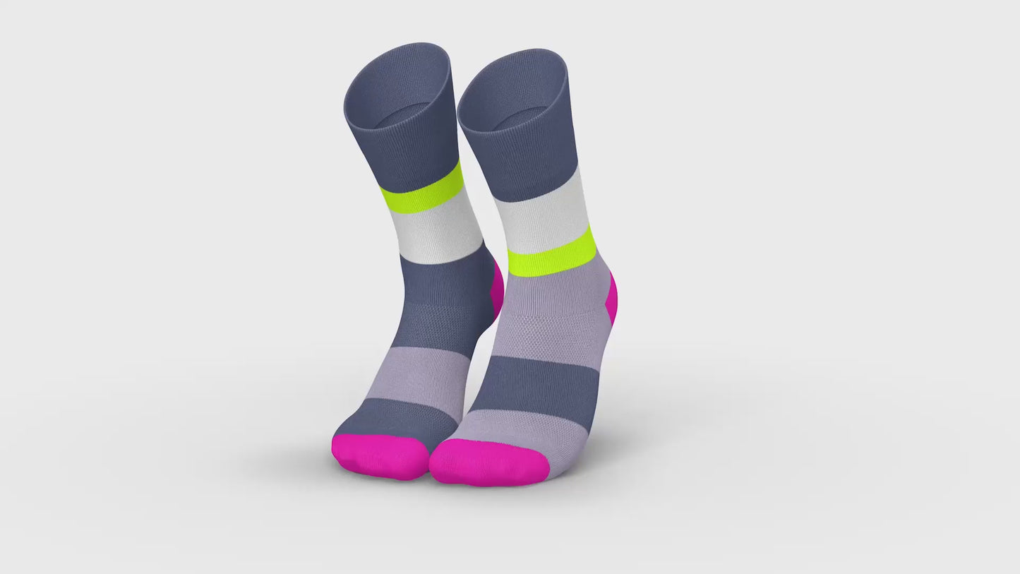 Load and play video in Gallery viewer, INCYLENCE 跑步運動機能襪 BANDS ZUCCHERO CANARY
