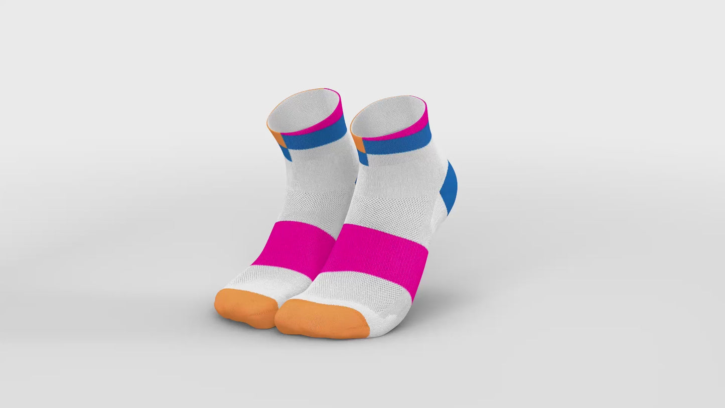 Load and play video in Gallery viewer, INCYLENCE ULTRALIGHT SPIRALS SHORT BLUE PINK
